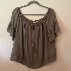 American Eagle Off The Shoulder Flowy Top